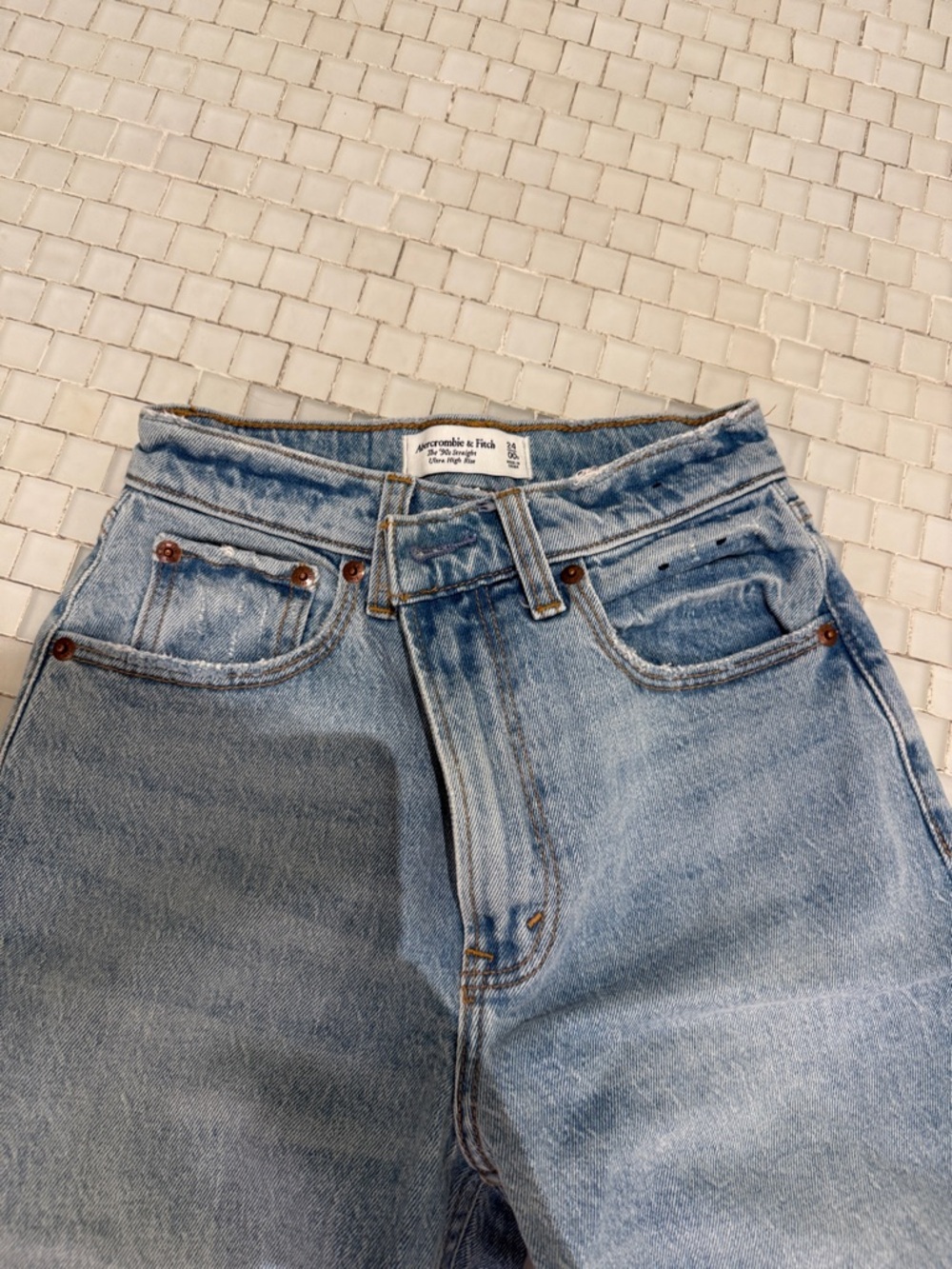 Abercrombie 90s straight ultra high rise - Picture 2 of 5